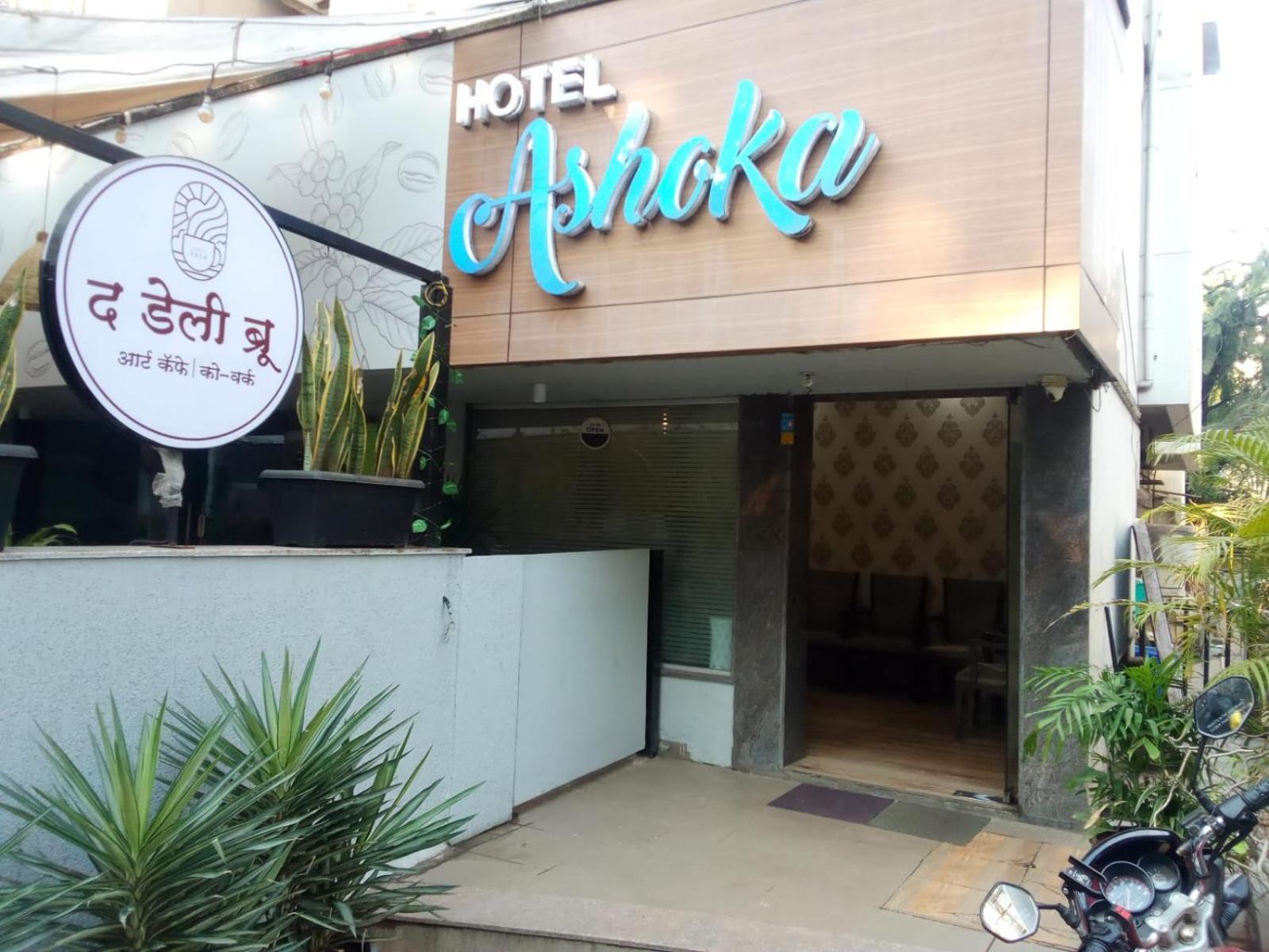 Hotel Ashoka, Pune Yerandwane Exterior foto